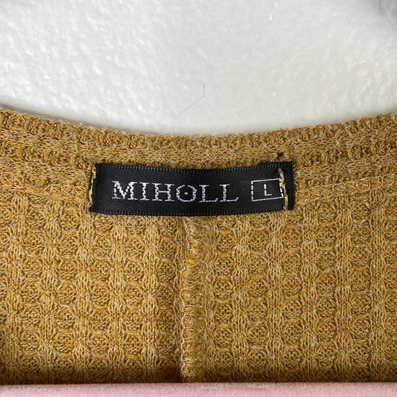 Miholl mustard waffle knit button up long sleeve sweater size L - Picture 4 of 8